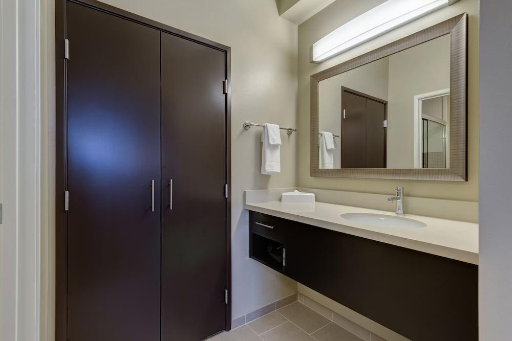 Staybridge Suites St Louis - Westport By Ihg Maryland Heights Exterior photo