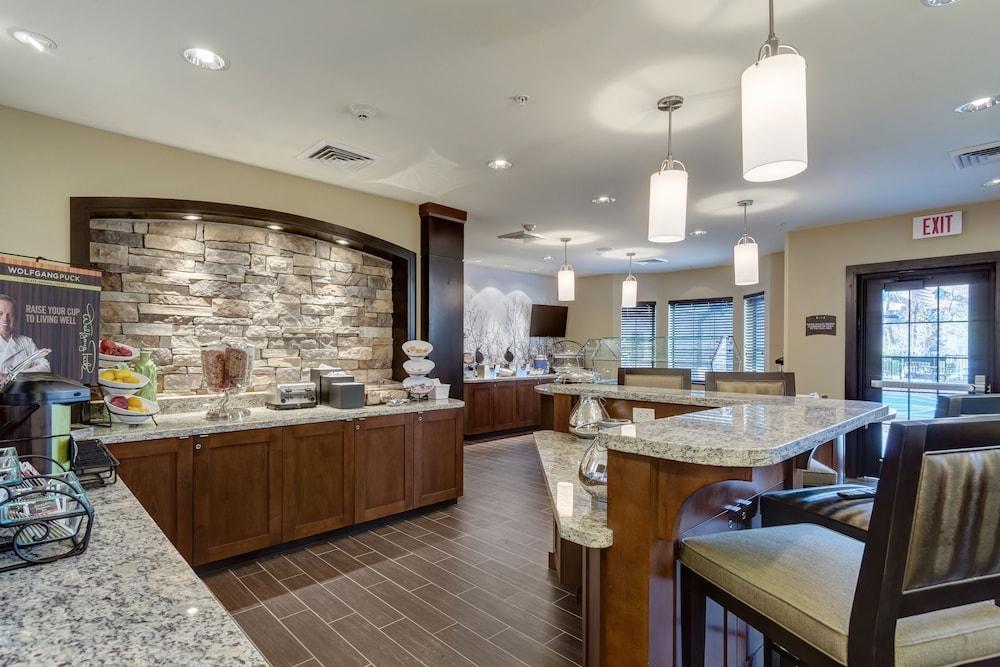 Staybridge Suites St Louis - Westport By Ihg Maryland Heights Exterior photo